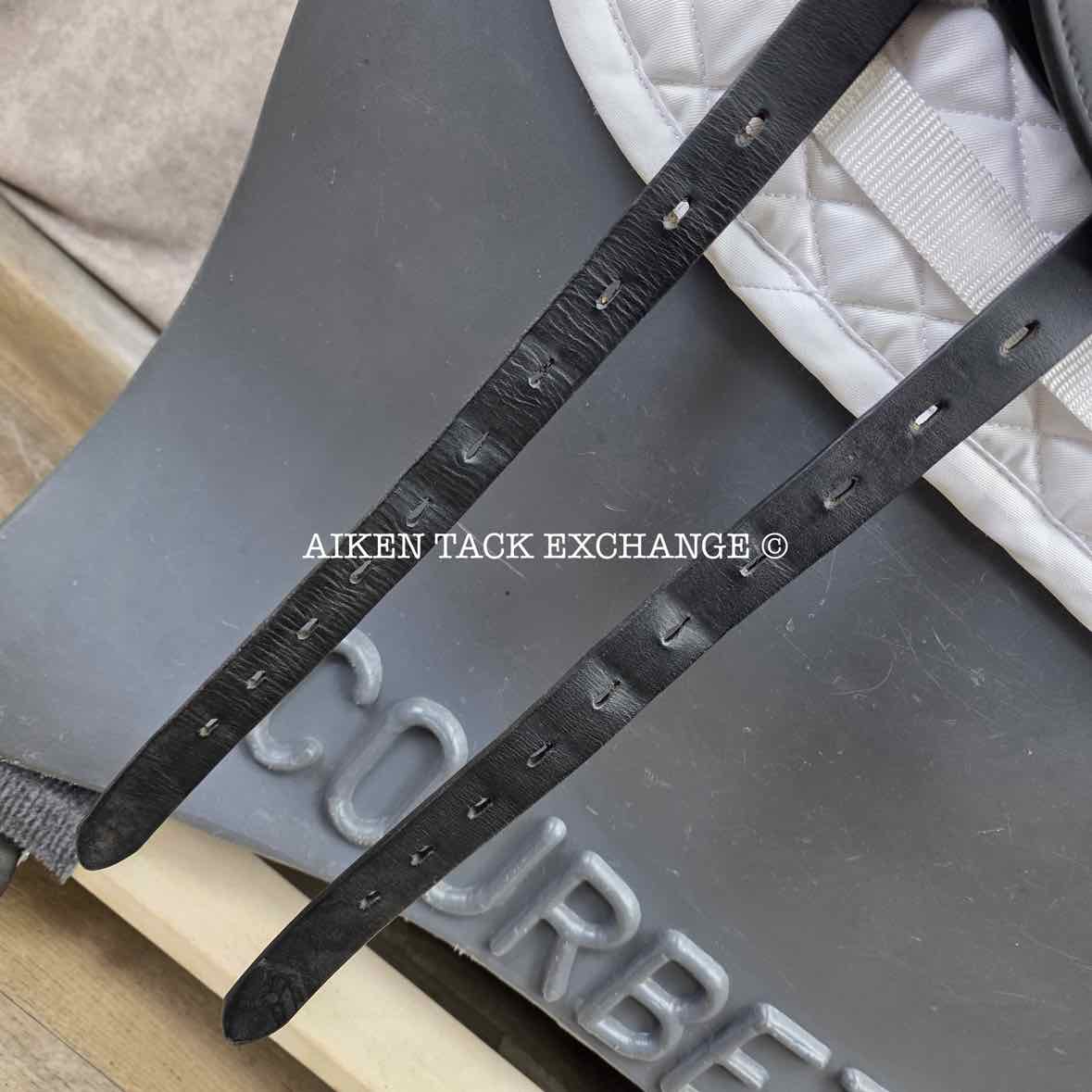 2009 Amerigo Pinerolo Classic Dressage Saddle, 17.5" Seat, Medium Wide Tree, Wool Flocked Panels