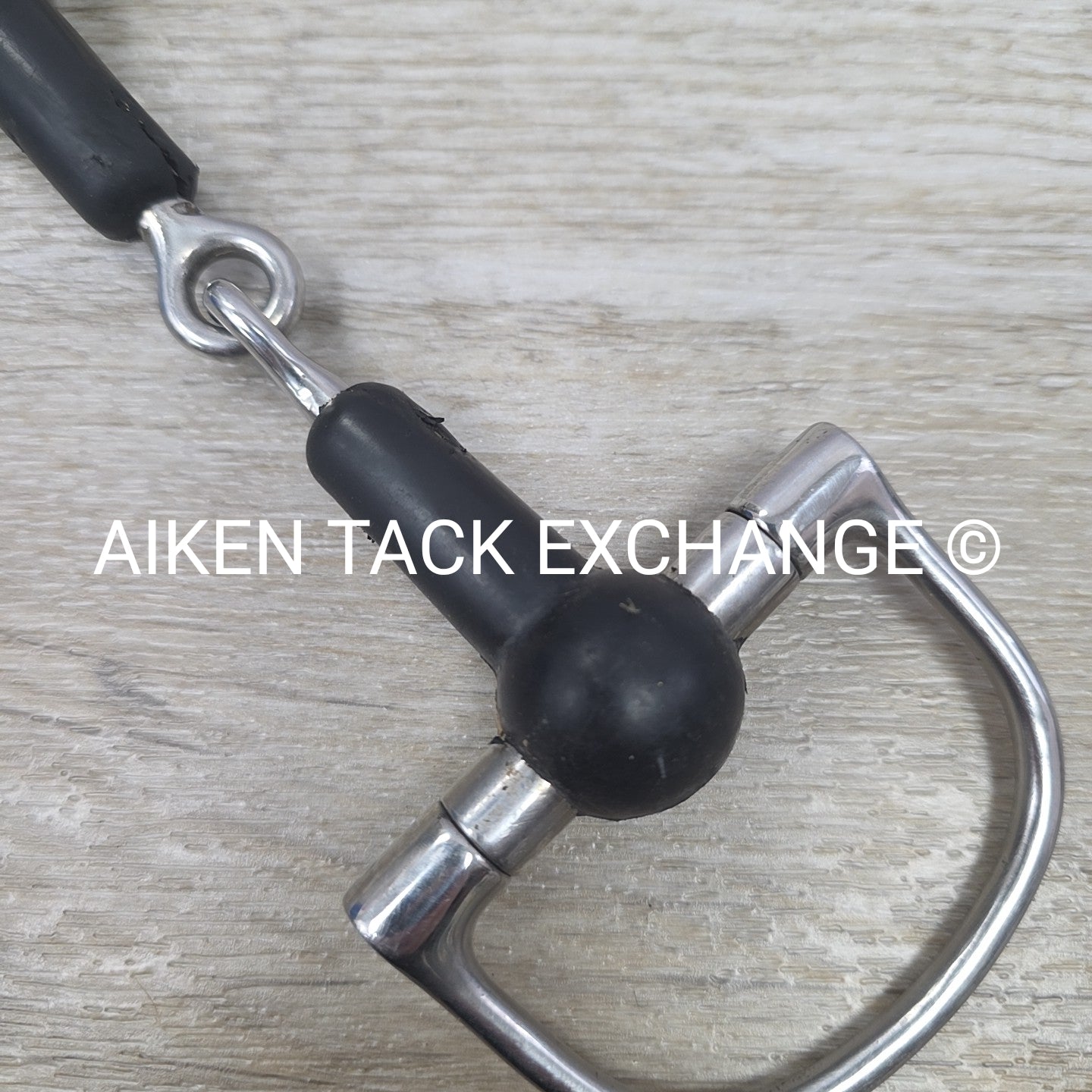 Single Joint Rubber D Ring Bit 4.5" (Has Chew Marks)