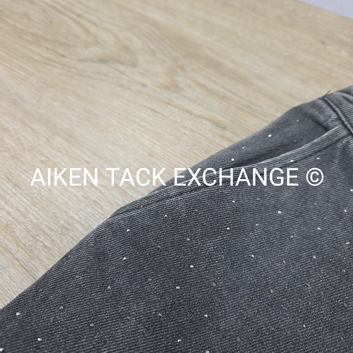 Skies Are Blue Elastic Waist Wide Leg Rhinestone Jeans, Women's Small