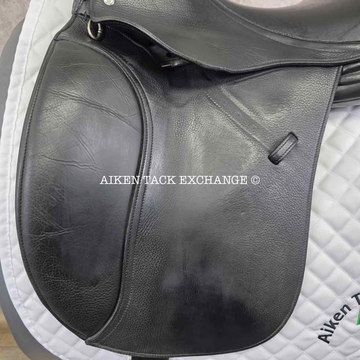 2018 Schleese Prelude Dressage Saddle, 17.5" Seat, Short Flap, Adjustable AdapTree, Wool Flocked Panels