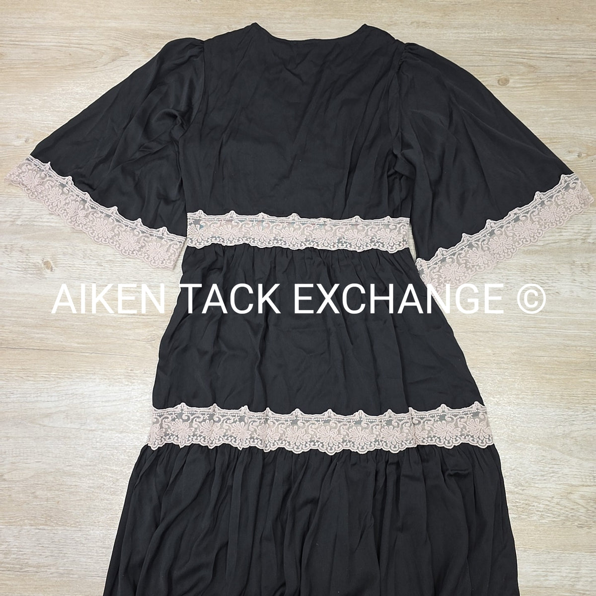 Venus Short Sleeve Dress, Size 12