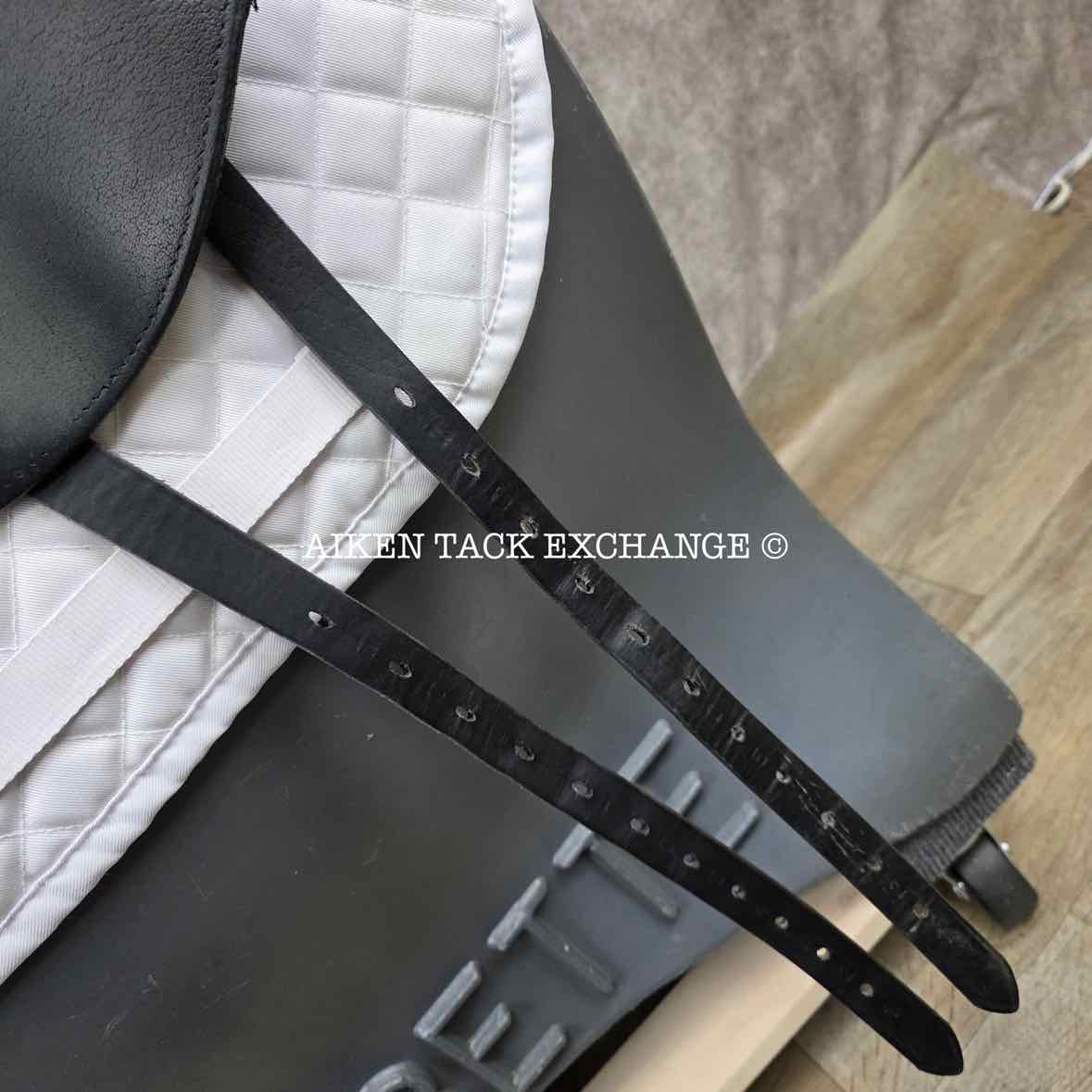 **SOLD** 2012 Custom Saddlery Icon Flight Monoflap Dressage Saddle, 17.5" Seat, Adjustable Tree, Wool Flocked Panels