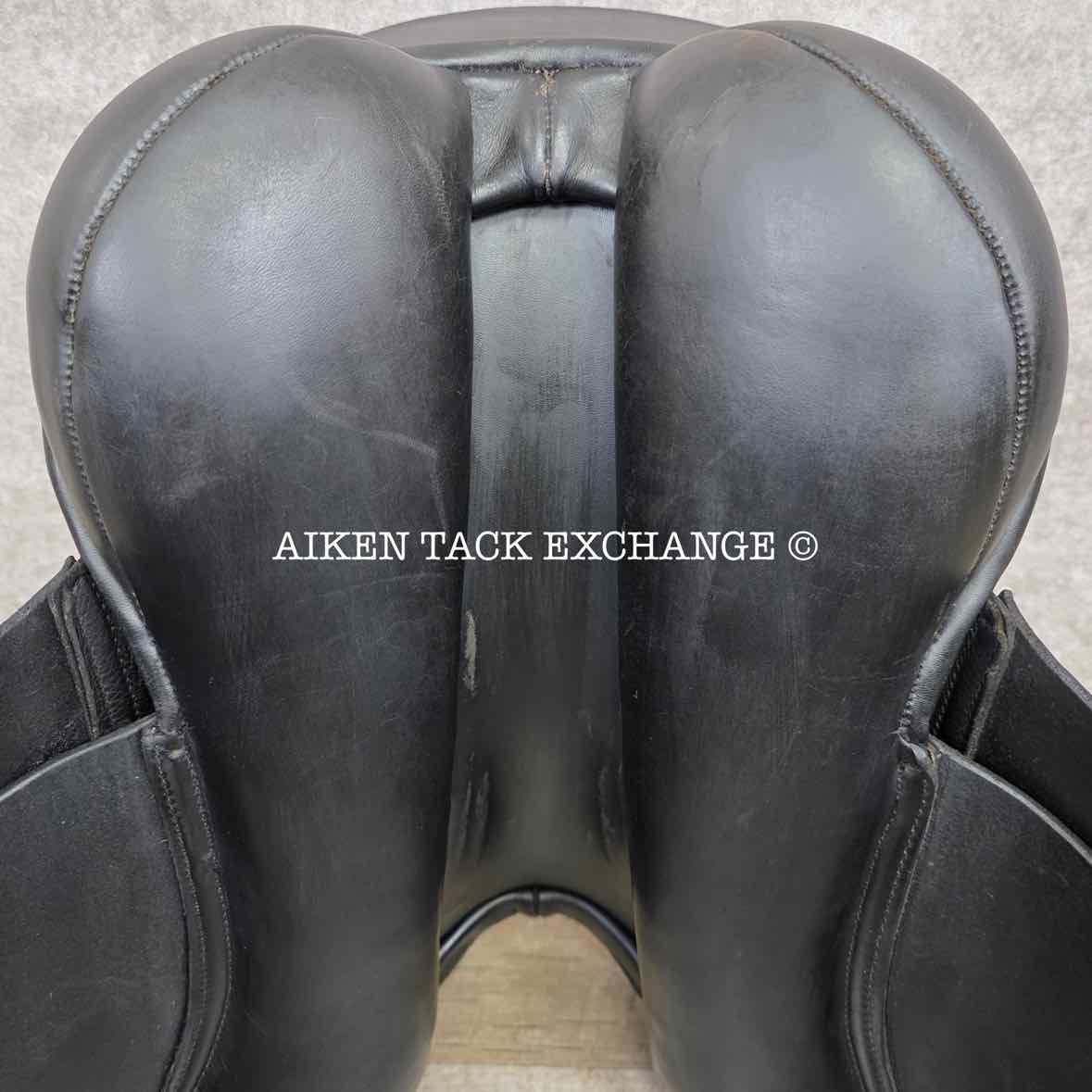 1997 County Competitor Dressage Saddle, 17" Seat, Wide Tree, Wool Flocked Panels