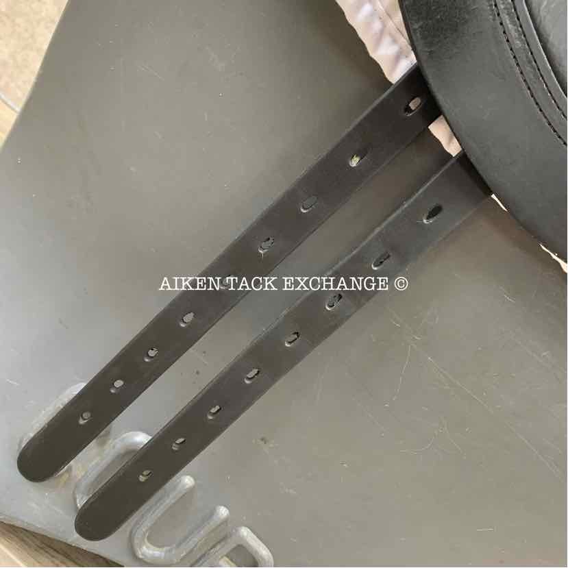 2022 JC Performance Line P2 Monoflap Dressage Saddle, 18" Seat, Wide Tree, Wool Flocked Pony Panels