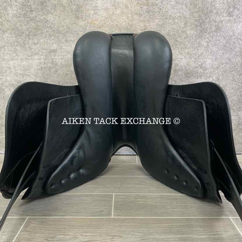 **SOLD** Jaguar by Harry Dabbs XKC Dressage Saddle, 17" Seat, Medium Wide Tree, Wool Flocked Panels, Buffalo Leather