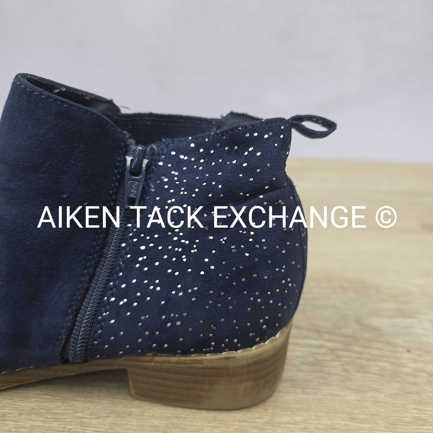 Old Navy Chelsey Boots, Kid's 3