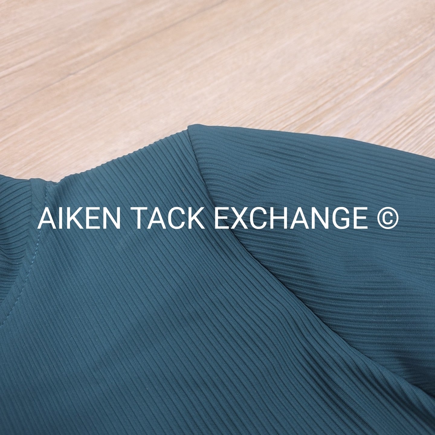 Lauria Garrelli Livigno Ribbed Long Sleeve Top, Size Medium