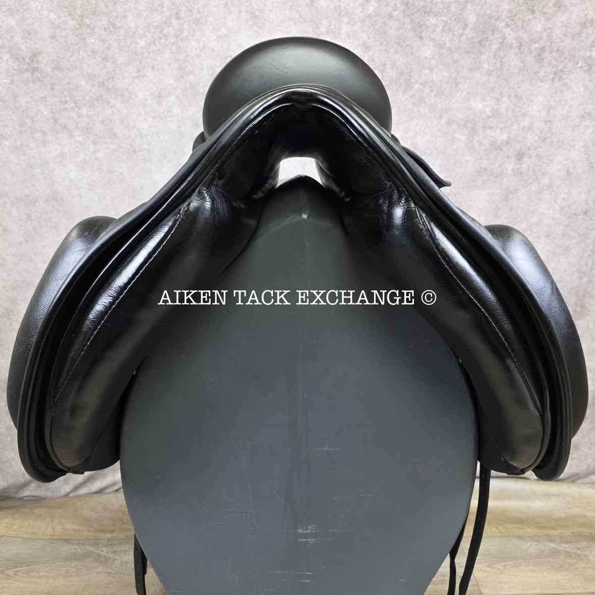 Kay Hastilow Kintbury Dressage Saddle, 18" Seat, Extra Wide Tree, Wool Flocked Panels