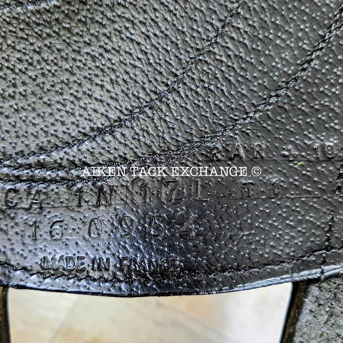 2016 Antares Cadence Monoflap Dressage Saddle, 17" Seat, 1N Flap - Short, M/MW Tree, Foam Panels, Full Buffalo Leather