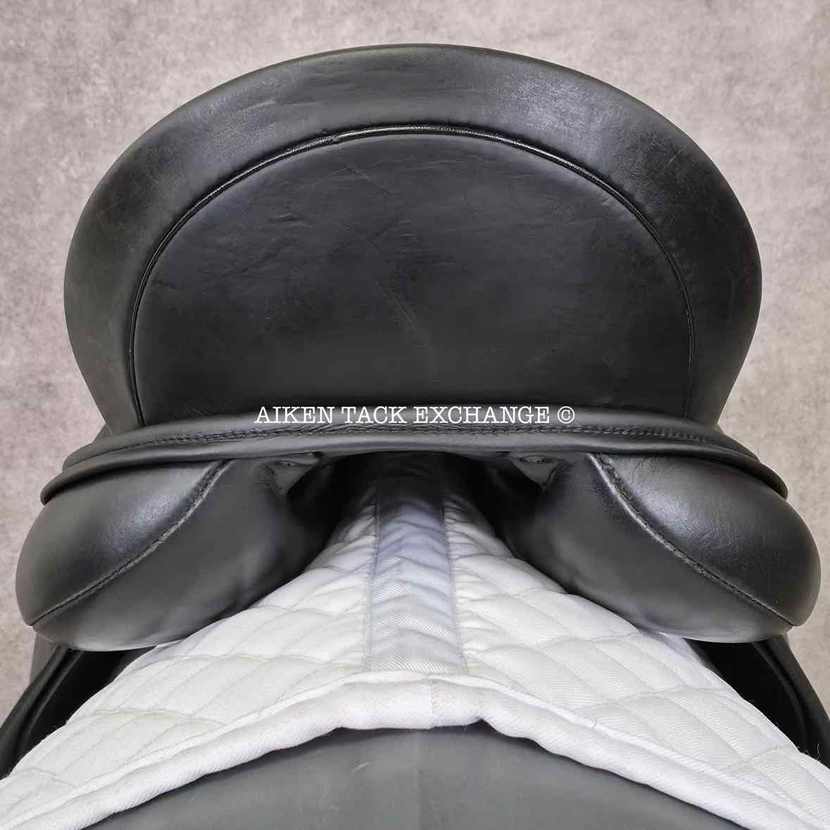 **On Trial** 2013 Schleese Obrigado Dressage Saddle, 17.5" Seat, Adjustable AdapTree, Wool Flocked Panels