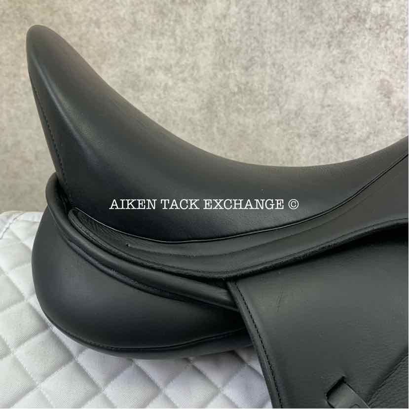 **SOLD** 2024 Collegiate Esteem Dressage Saddle, 17.5" Seat, Adjustable Tree - Changeable Gullet, Wool Flocked Panels