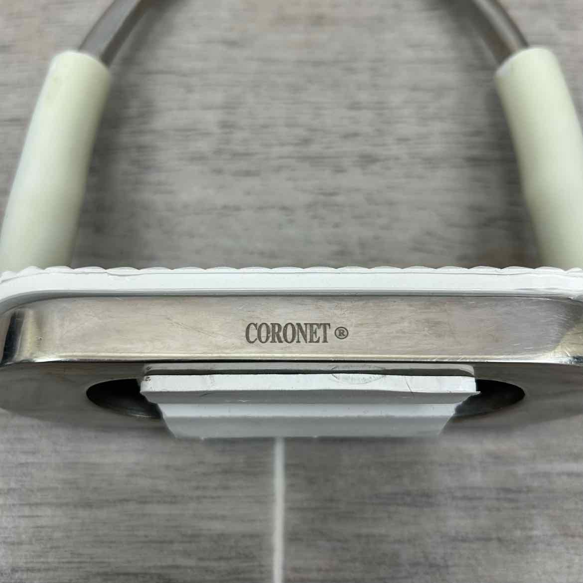 Coronet Jointed Flex Stirrup Irons 4.5"