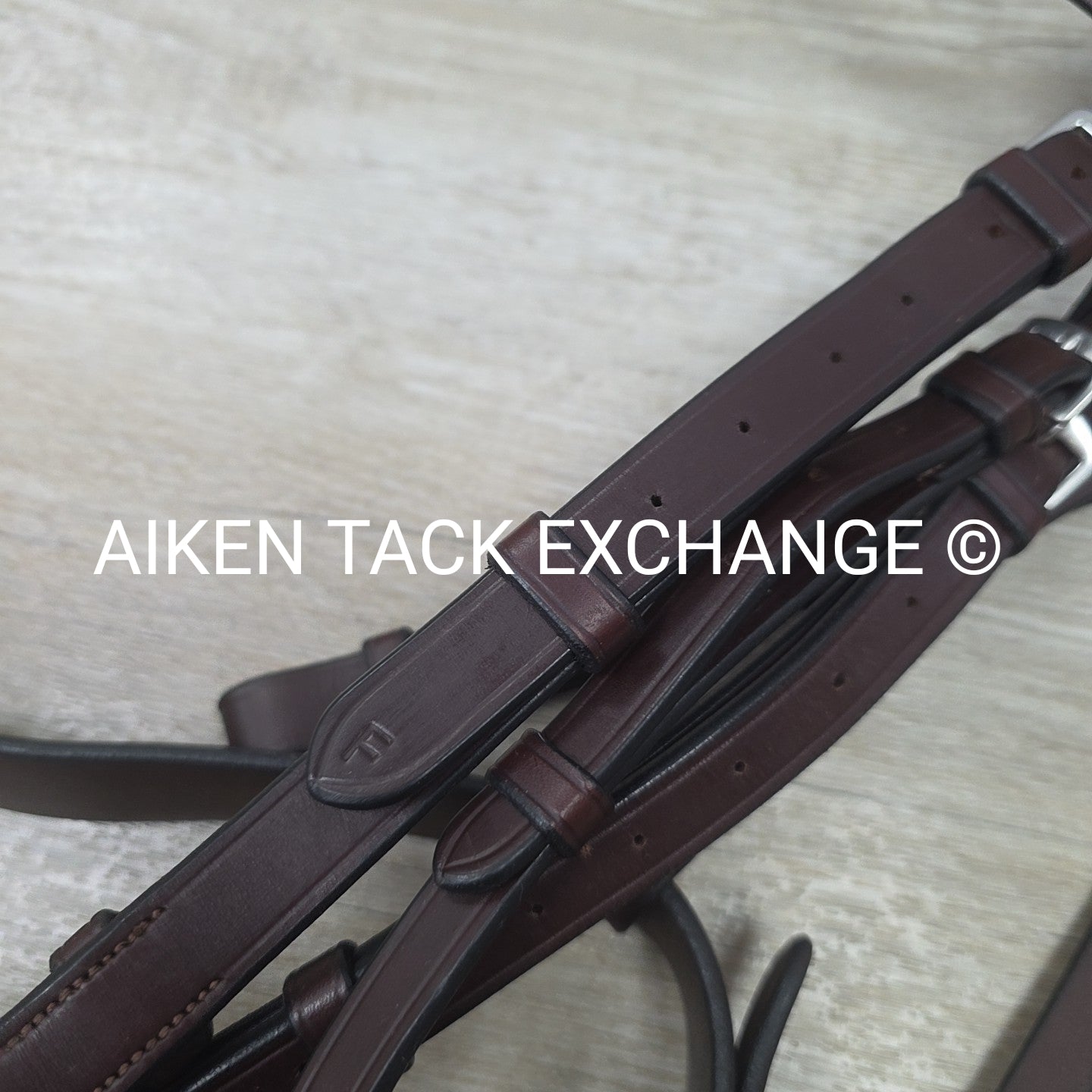 KL Select Foxwell Flat Hunt Bridle with Matching Laced Reins, Brown, Size Full