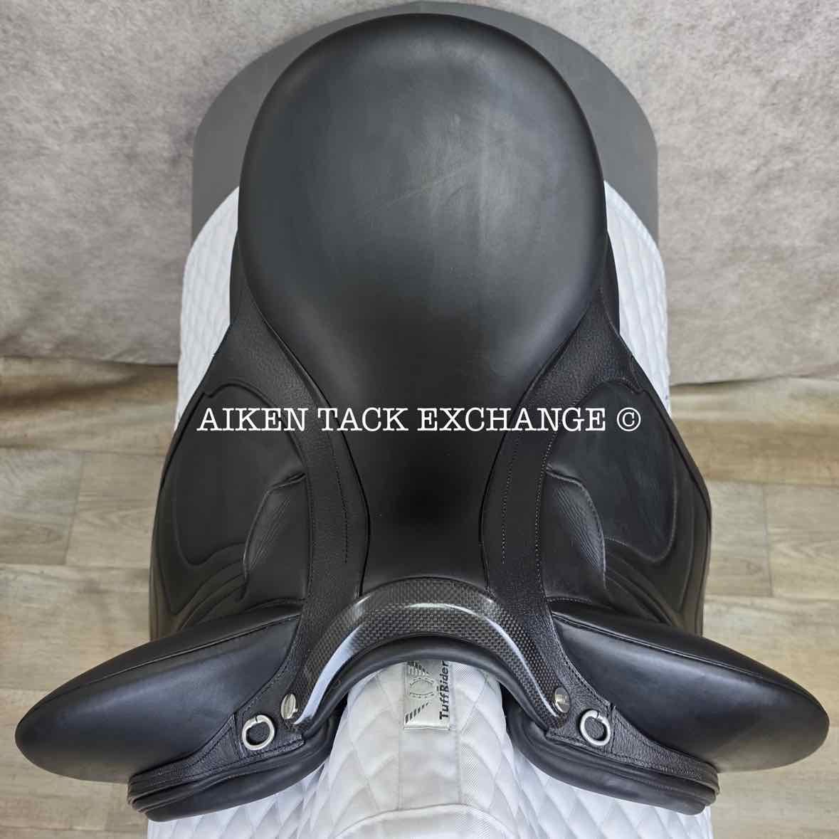 2022 Devoucoux Makila Harmonie Monoflap Dressage Saddle, 17.5" Seat - 002, 2A Flap, Dynamick Tree - Medium, D3D Panels, Full Buffalo Leather