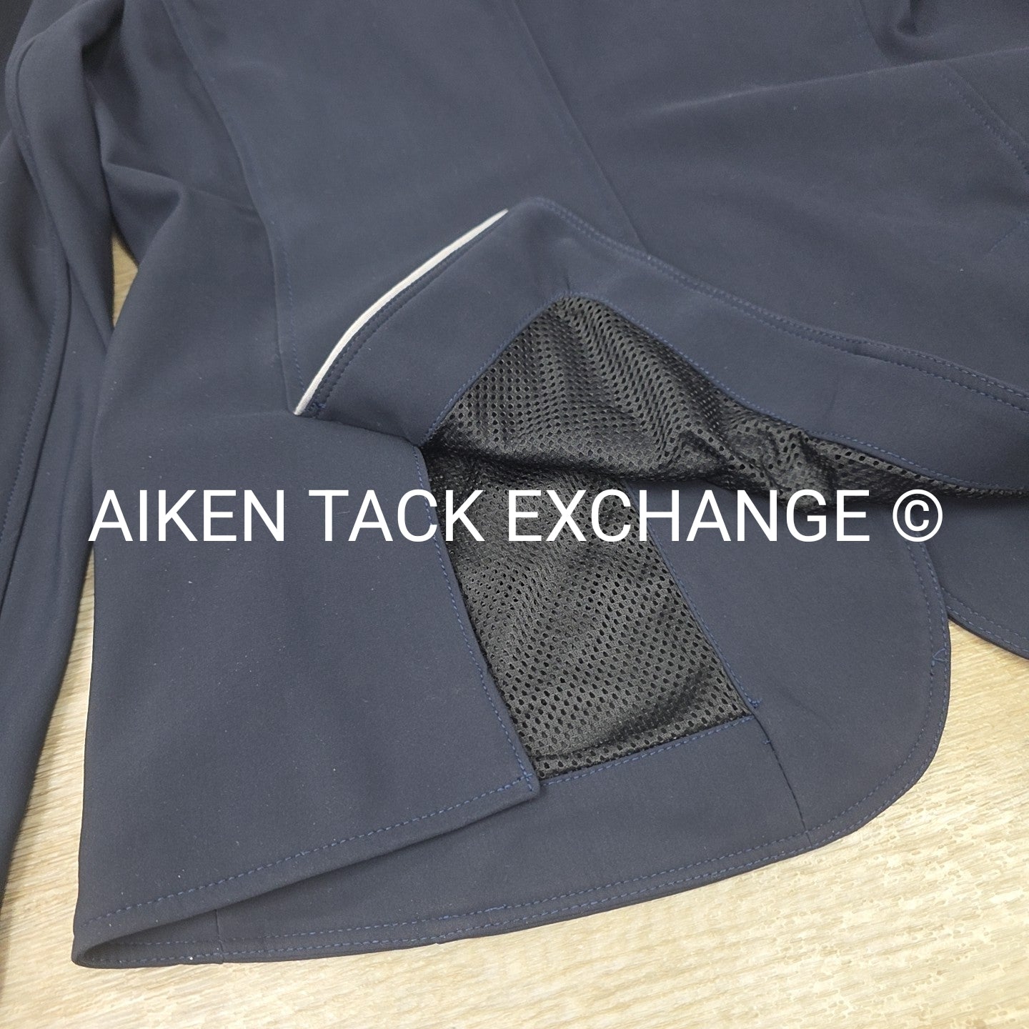 B Vertigo Show Coat, Size X-Large