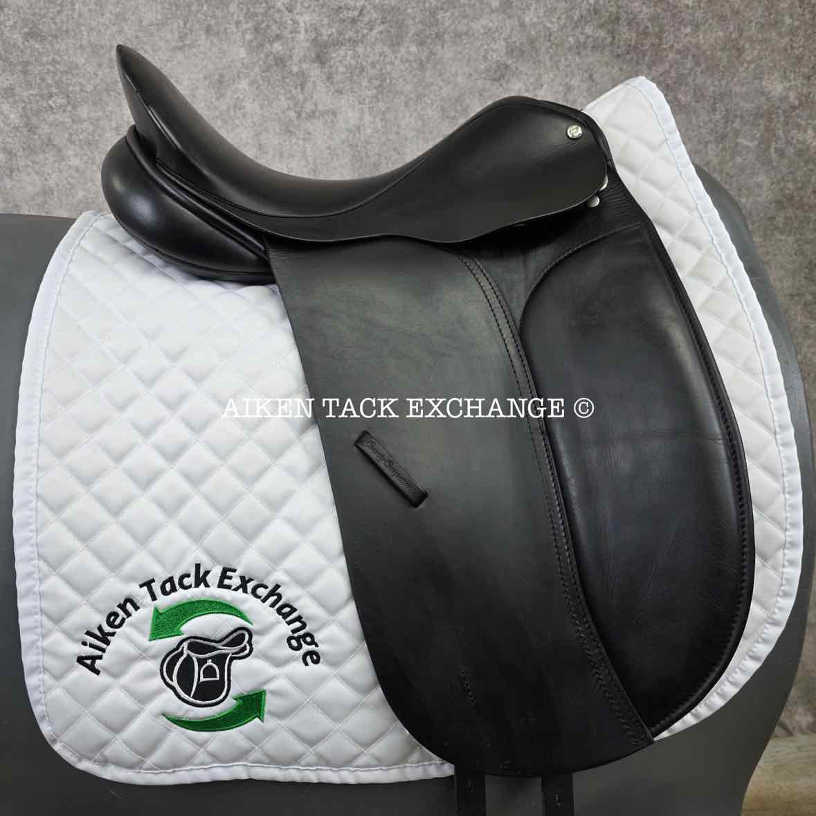 **SOLD** 1994 County Competitor Dressage Saddle, 17" Seat, MW/W Tree, Wool Flocked Panels