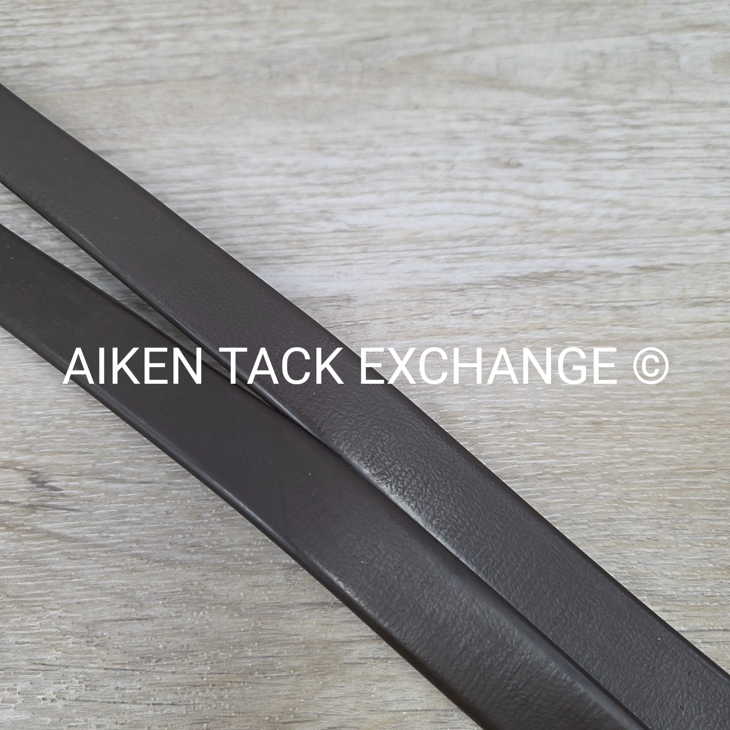 Wintec Synthetic Stirrup Leathers, Brown 54"