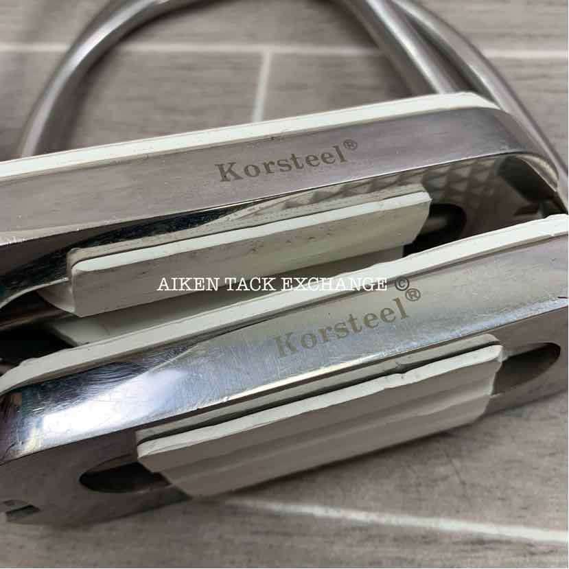 Korsteel Flex II Stirrup Irons 4.25"