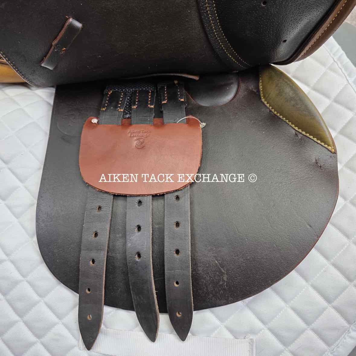 Collegiate Miller's USET Close Contact Jump Saddle, 16.5" Seat, Medium Tree, Foam Panels