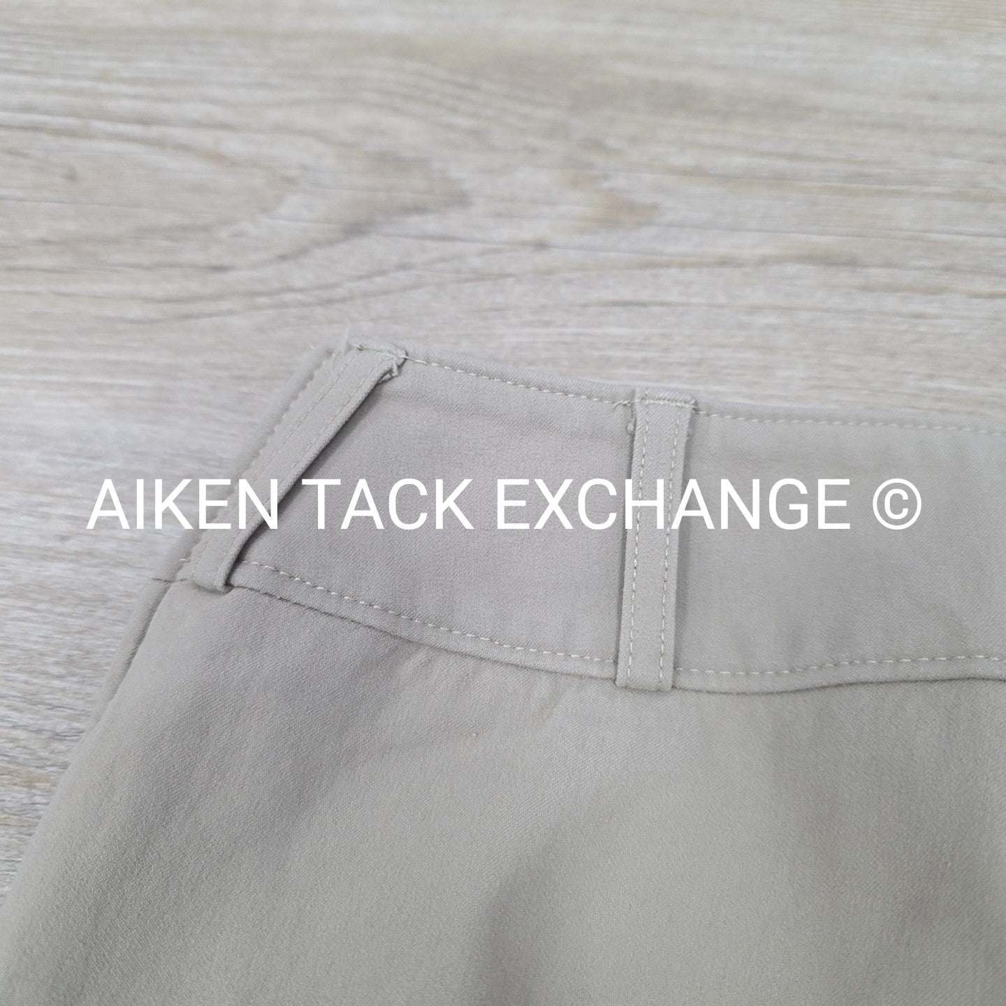 Tailored Sportsman Trophy Hunter Knee Patch Breeches, Size 24