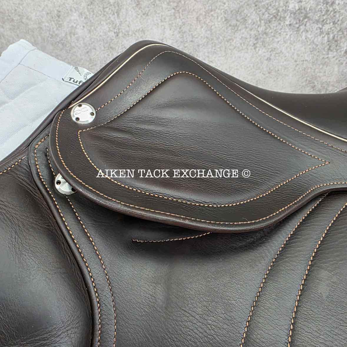 2016 CWD SE32 2GS Mademoiselle Close Contact Jump Saddle, 17.5" Seat - S2, 3L Flap, Dynamick Flex Tree - MW, Full Buffalo Leather