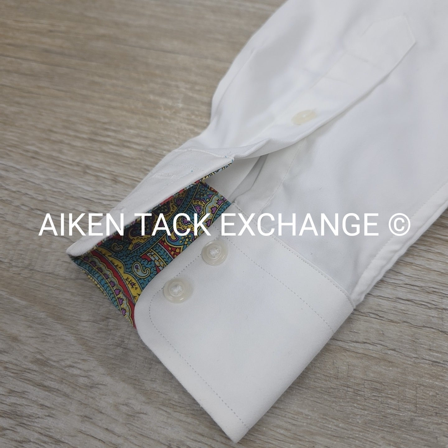 Essex Classics Long Sleeve Show Shirt, Size Medium