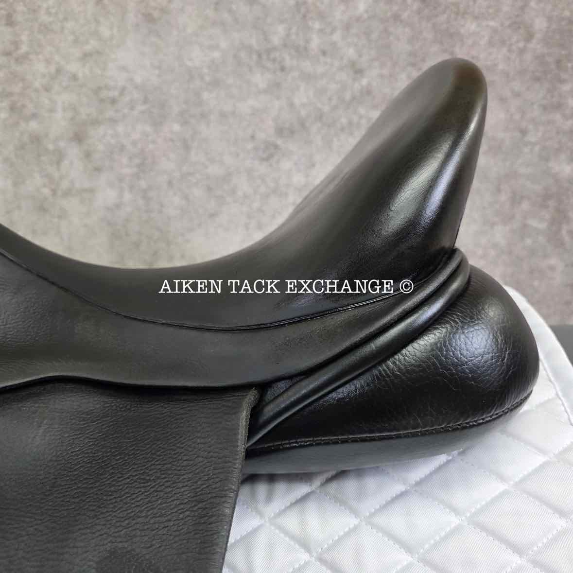 **SOLD** 2011 Trilogy Verago Elite Dressage Saddle, 18" Seat, Medium Wide Tree, Wool Flocked Panels