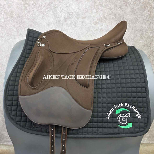 2024 Wintec Pro Endurance Saddle with HART, 18" Seat, Adjustable Tree - Changeable Gullet, CAIR Panels