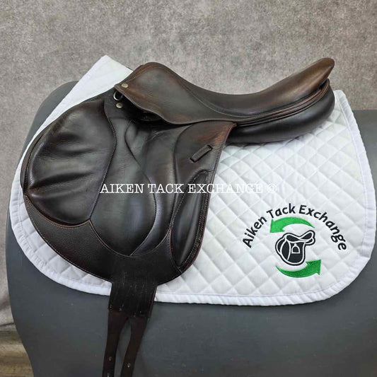 2006 Devoucoux Chiberta Monoflap Jump Saddle, 17.5" Seat, 2A Flap, Medium Wide Tree, Foam Panels, Full Buffalo Leather