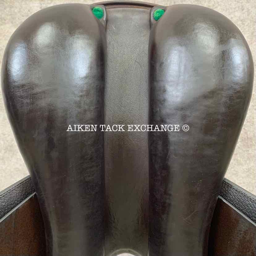 2018 Amerigo Vega Jump Saddle, 18" Seat, Medium Wide Tree, Wool Flocked Panels