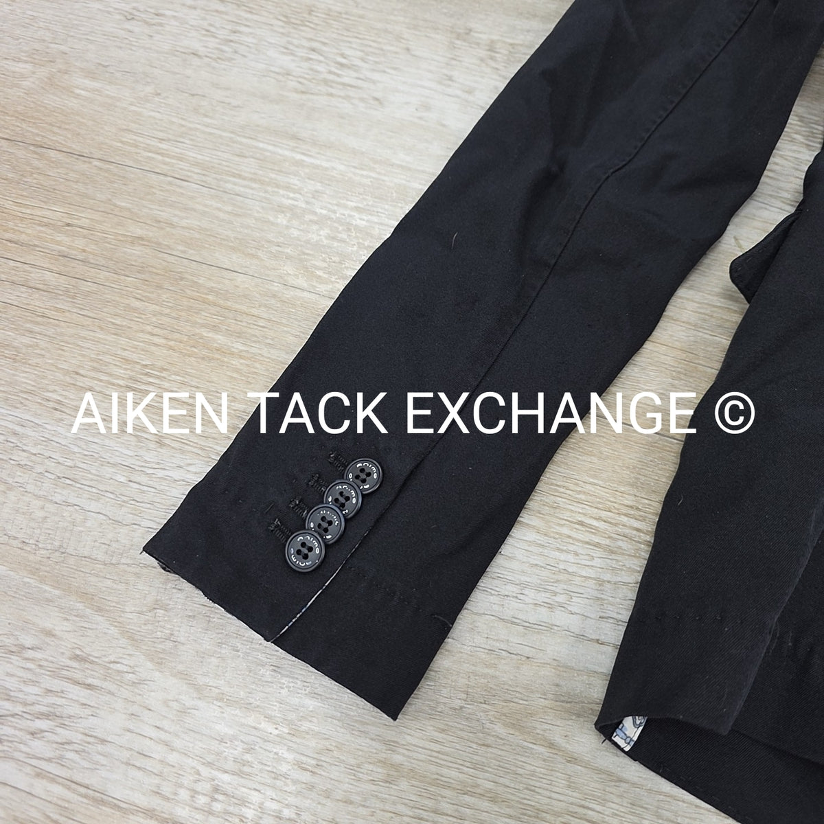 Animo Show Coat, Size US 8 / I 44