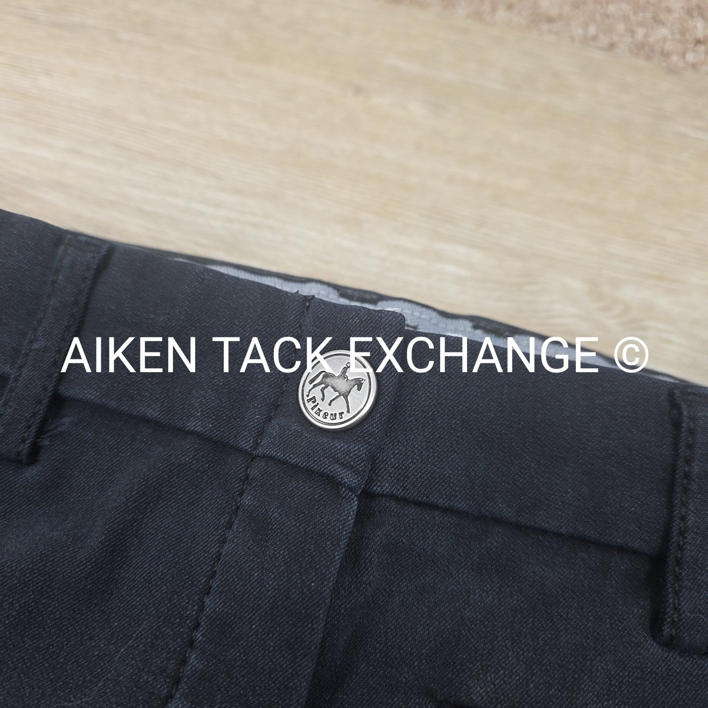 BARGAIN BUNDLE: SmartPak Silicone Grip Full Seat Breeches & Pikeur Knee Patch, S