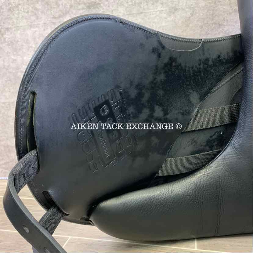 **SOLD** 2018 Stubben Centurion Monoflap Dressage Saddle, 17.5" Seat with Biomex, Short Flap, 27 cm Tree - Narrow, Wool Flocked Panels