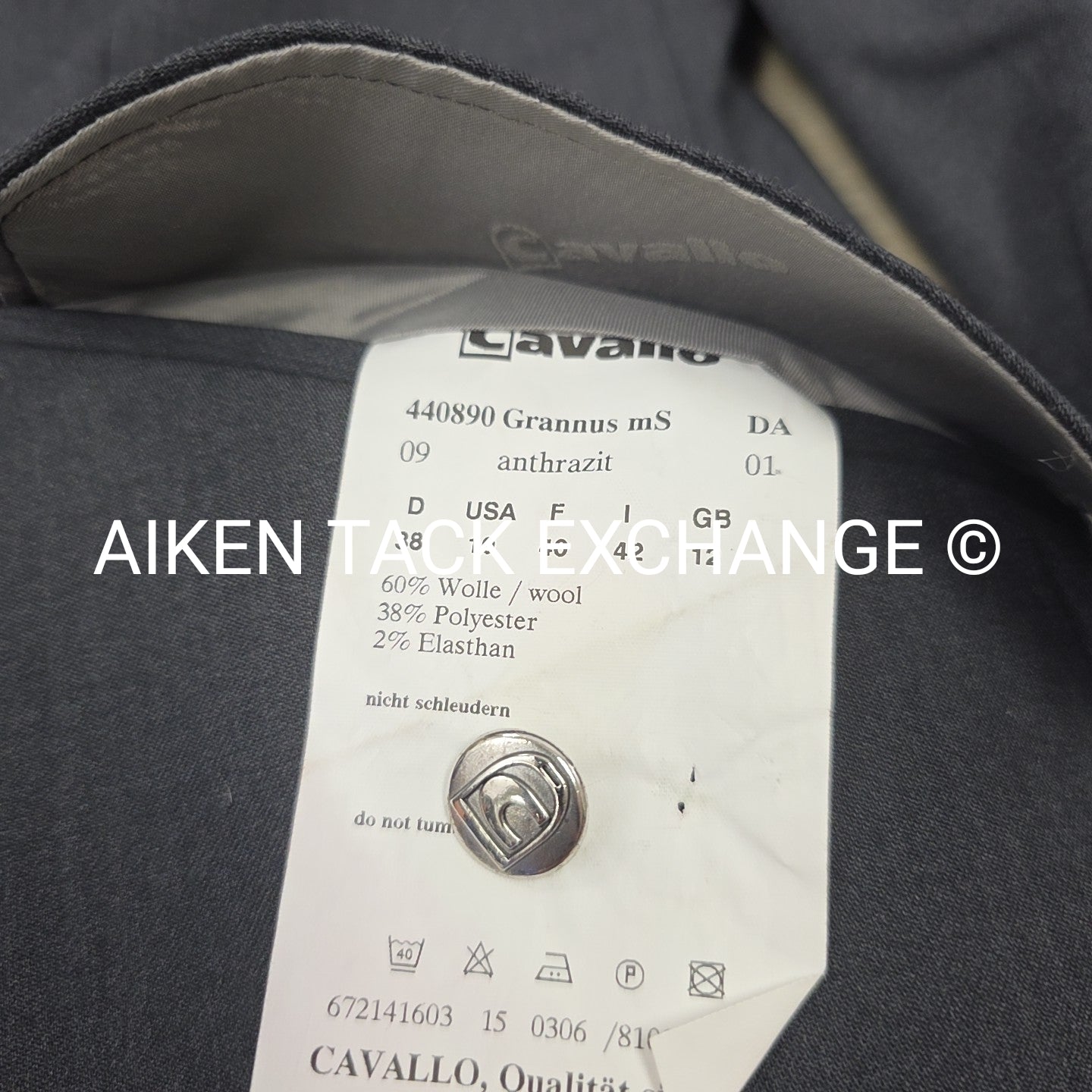 Cavallo Dressage Coat, Size 10 (Has Customization)