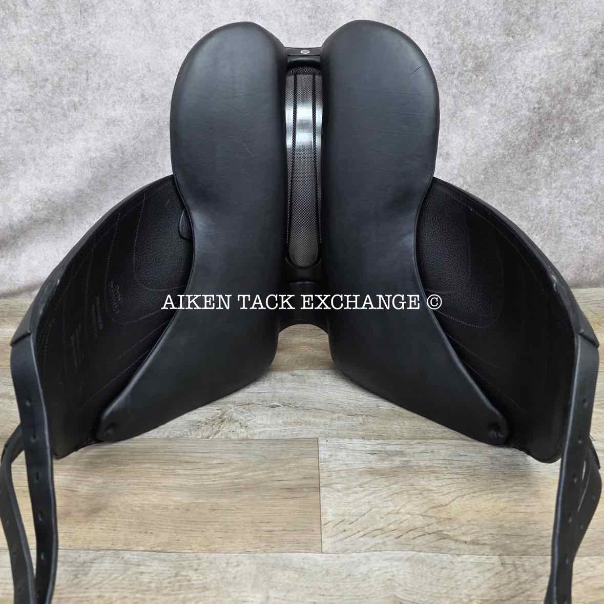 2019 Devoucoux Makila Harmonie Monoflap Dressage Saddle, 18.5" Seat - 004, 2A Flap, Dynamick Tree - Medium, D3D Panels, Full Buffalo Leather