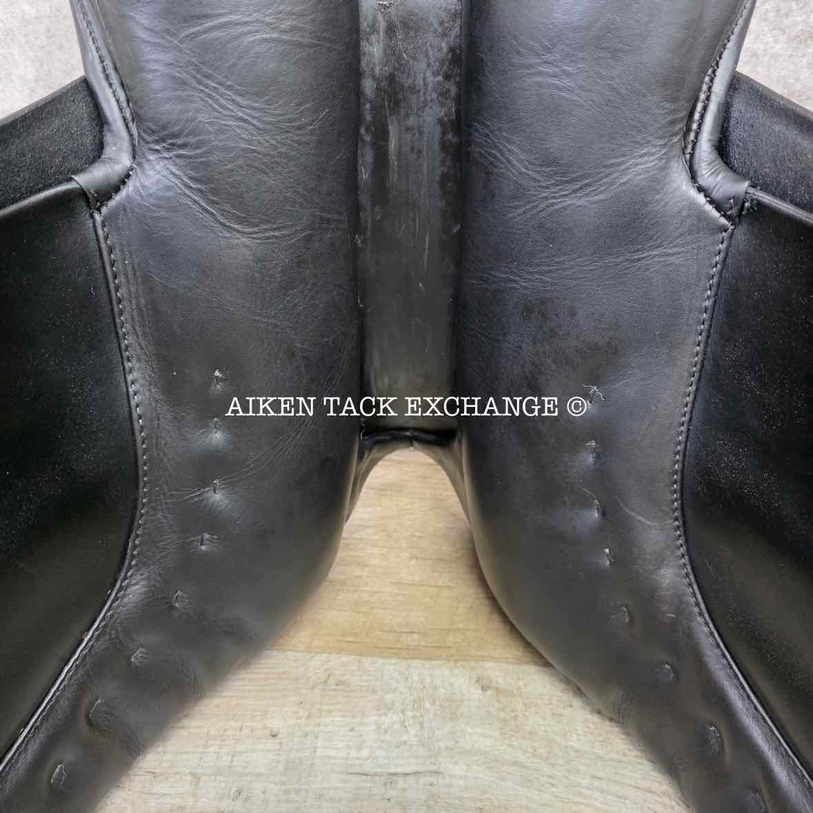 1995 Passier Patron Dressage Saddle, 17.5" Seat, Medium Tree, Wool Flocked Panels