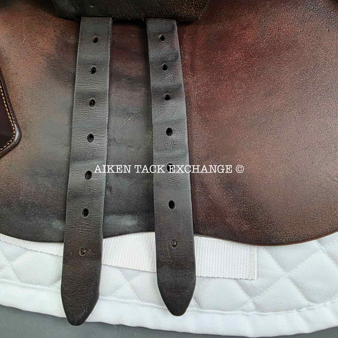 **SOLD** 2013 Meyer Act 1 Close Contact Jump Saddle, 18" Seat, Medium Tree, Foam Panels