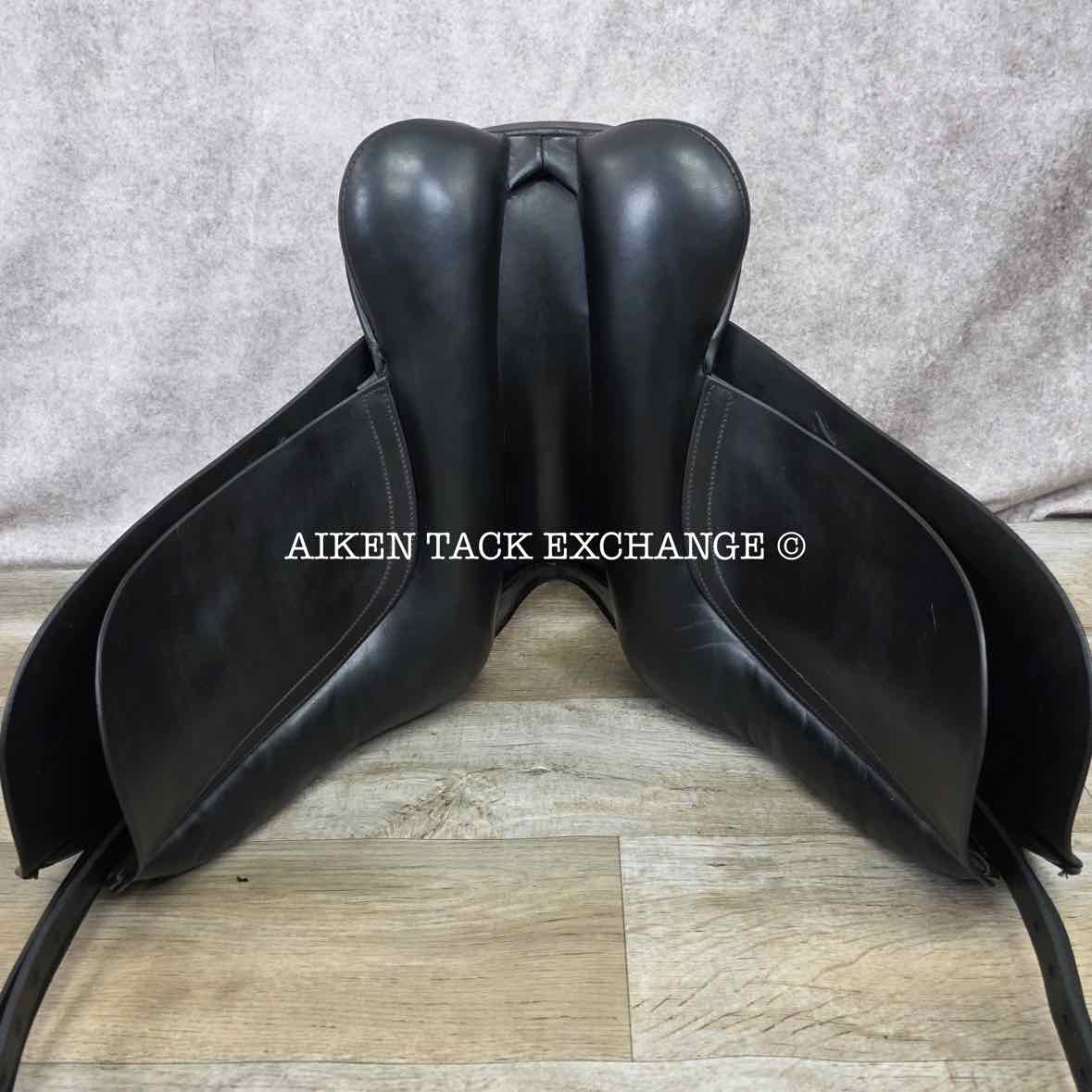2007 Black Country Eloquence Dressage Saddle, 17.5" Seat, Medium Wide Tree, Wool Flocked Panels