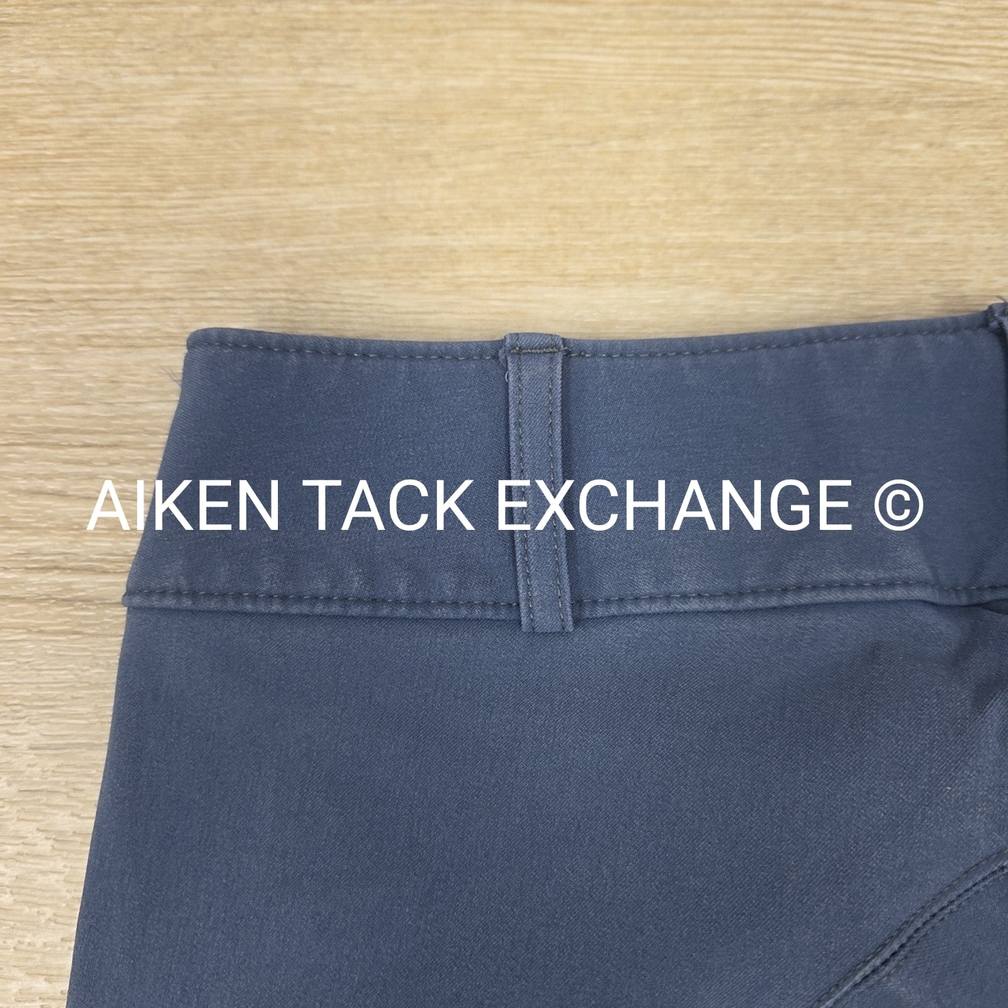 Tailored Sportsman Front Zip Trophy Hunter Knee Patch Breeches, Size 14