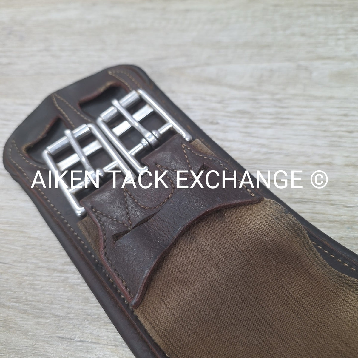 Devoucoux V-Strap Girth, Brown, 24" (has blemishes)