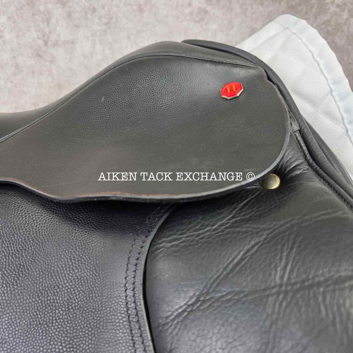 2012 Hastilow Concept Dressage Saddle, 17" Seat, Adjustable Tree - Changeable Gullet, Wool Flocked Panels