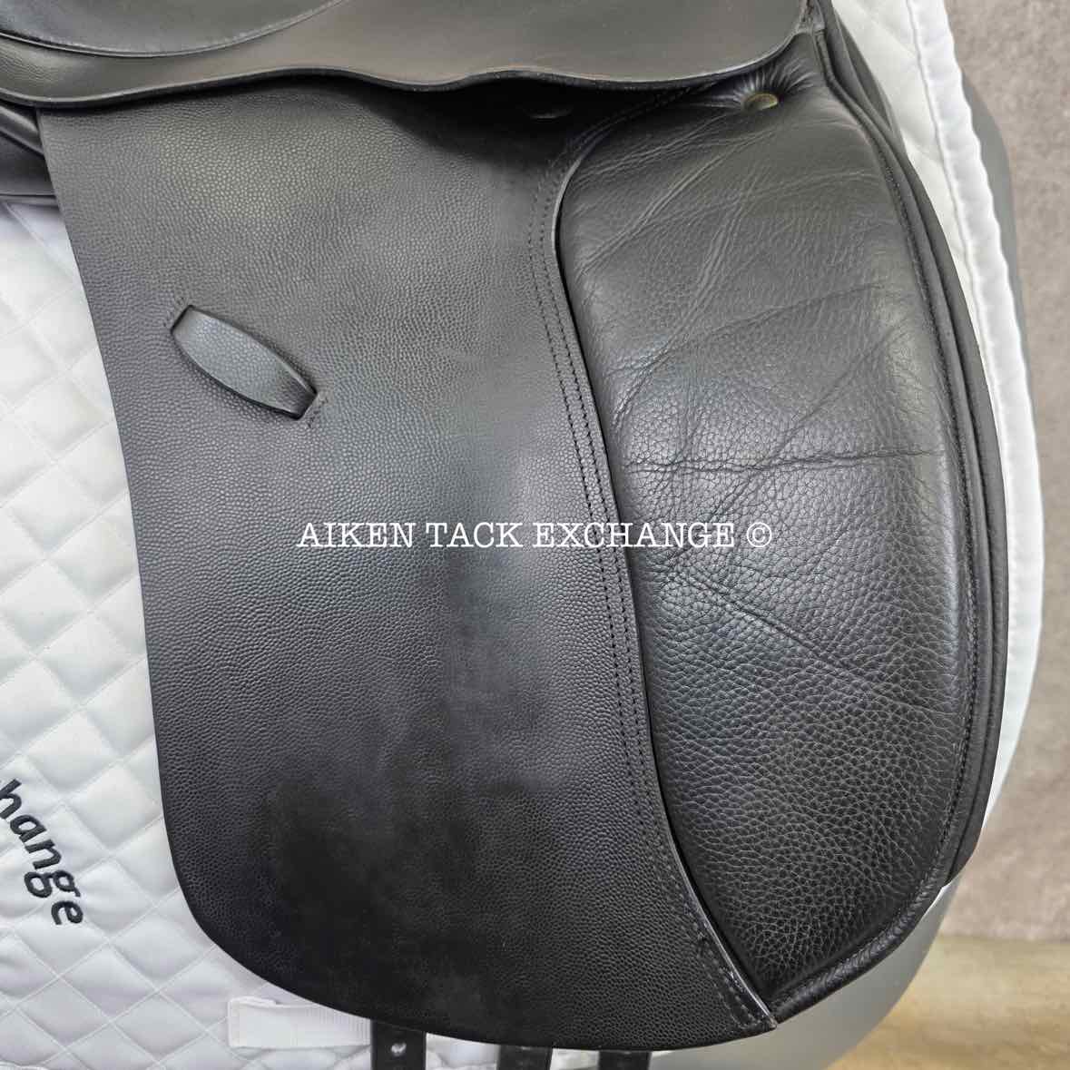 2012 Hastilow Concept Dressage Saddle, 17" Seat, Adjustable Tree - Changeable Gullet, Wool Flocked Panels