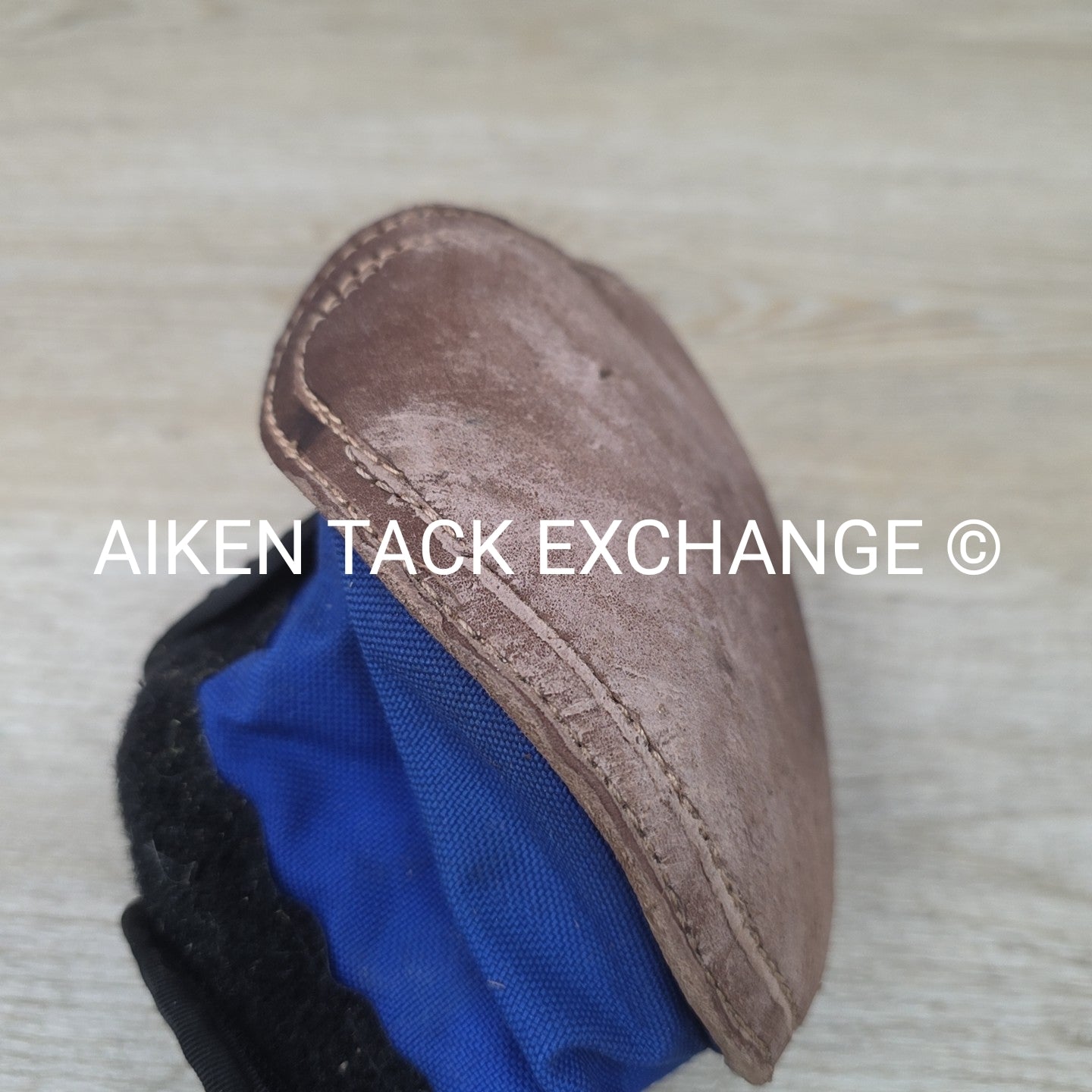 Bluegrass Animal Products Deluxe Equine Slipper, Size Medium