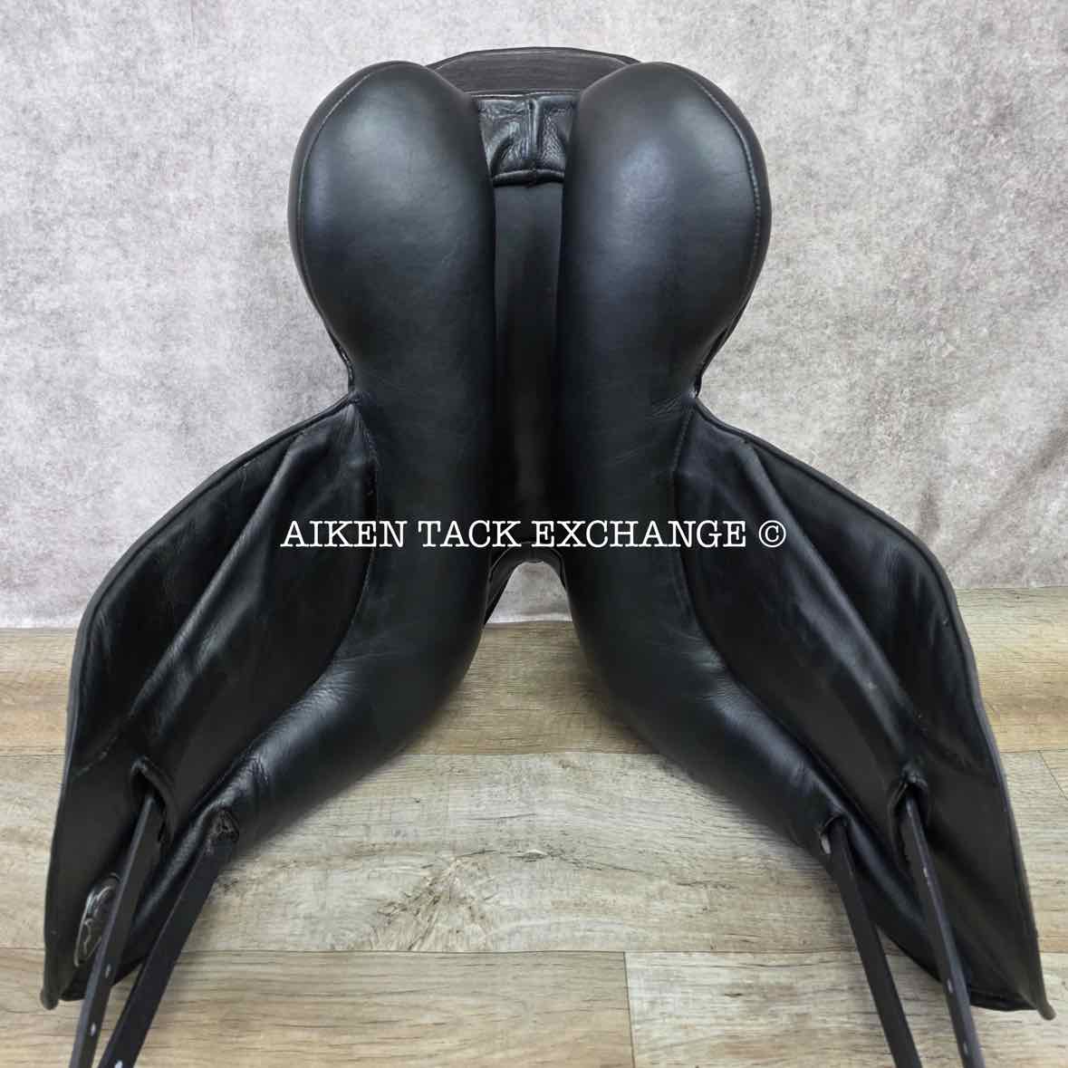 2014 Custom Saddlery Icon Star Monoflap Dressage Saddle, 18" Seat, Adjustable Tree, Wool Flocked Panels