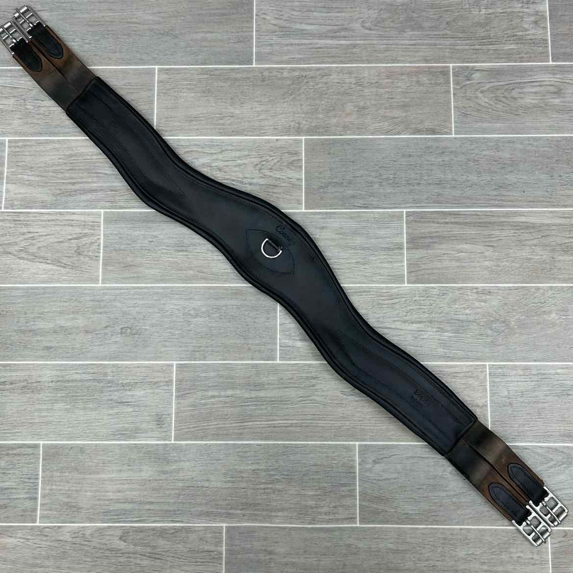 Country Logic Shoulder Relief Anatomic Girth, Brown, 48"