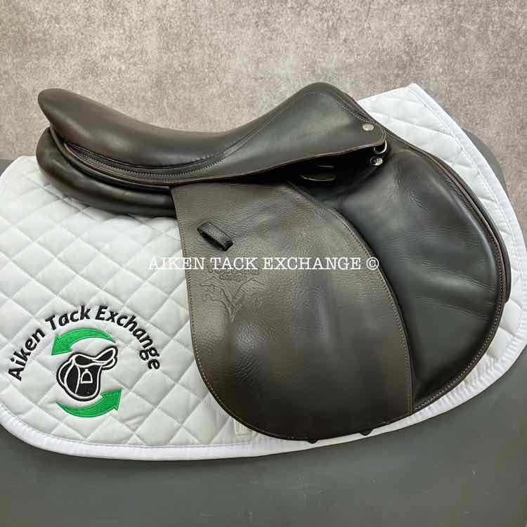 2014 Voltaire Palm Beach Close Contact Jump Saddle, 17" Seat, 1 Flap, Medium Wide Tree, FIN Panels