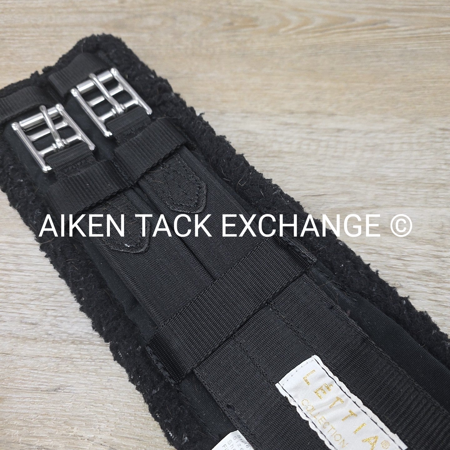 Lettia CoolMax Fleece Girth, Black, 30"