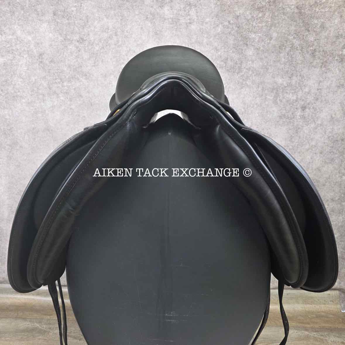 2004 Bates Caprilli Dressage Saddle, 18" Seat, Adjustable Tree - Changeable Gullet, Wool Flocked Panels