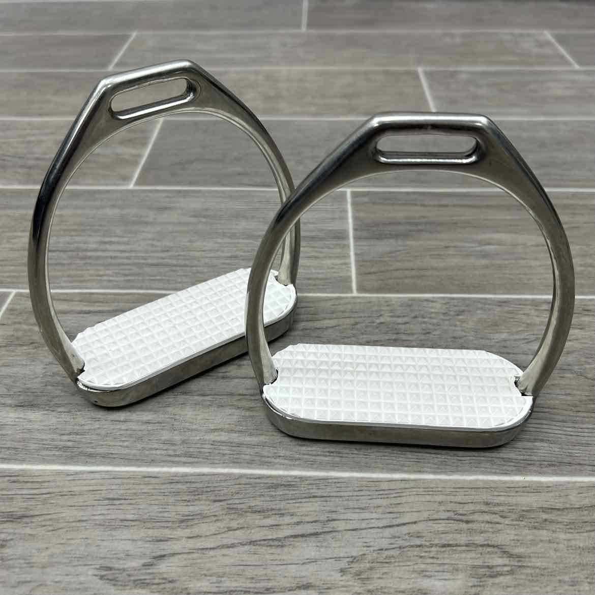 Courbette Lemetex Stirrup Irons, 4.25"