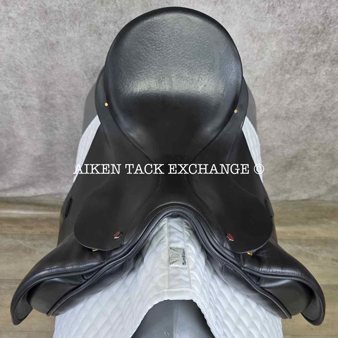 Albion SLK Dressage Saddle, 18" Seat, Wide Tree, Wool Flocked Panels